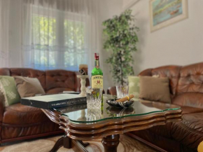 Vintage Apartment